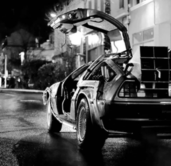 Delorean time machine